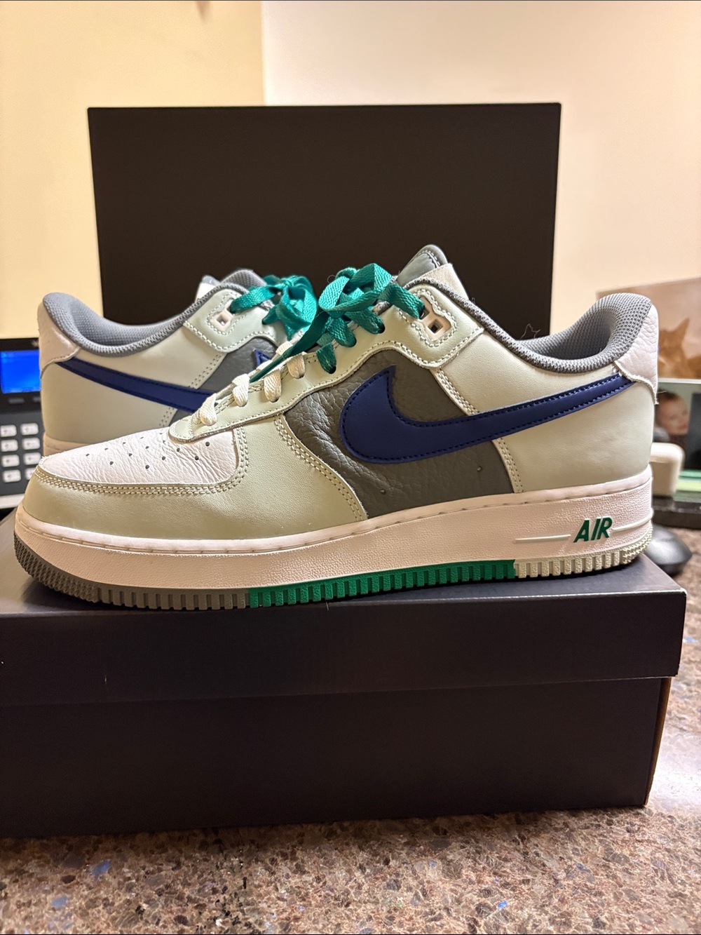 Nike Sneakers in Light Green, Blue and Teal
